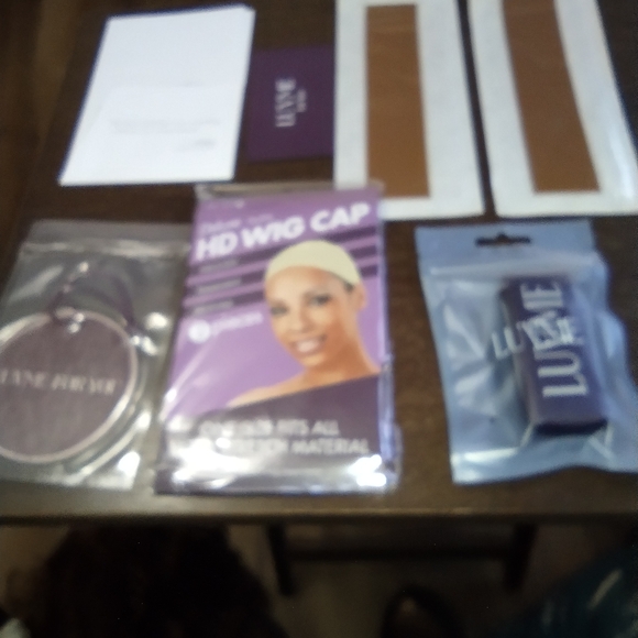 Women's Hair Wig - Black - Picture 3 of 6